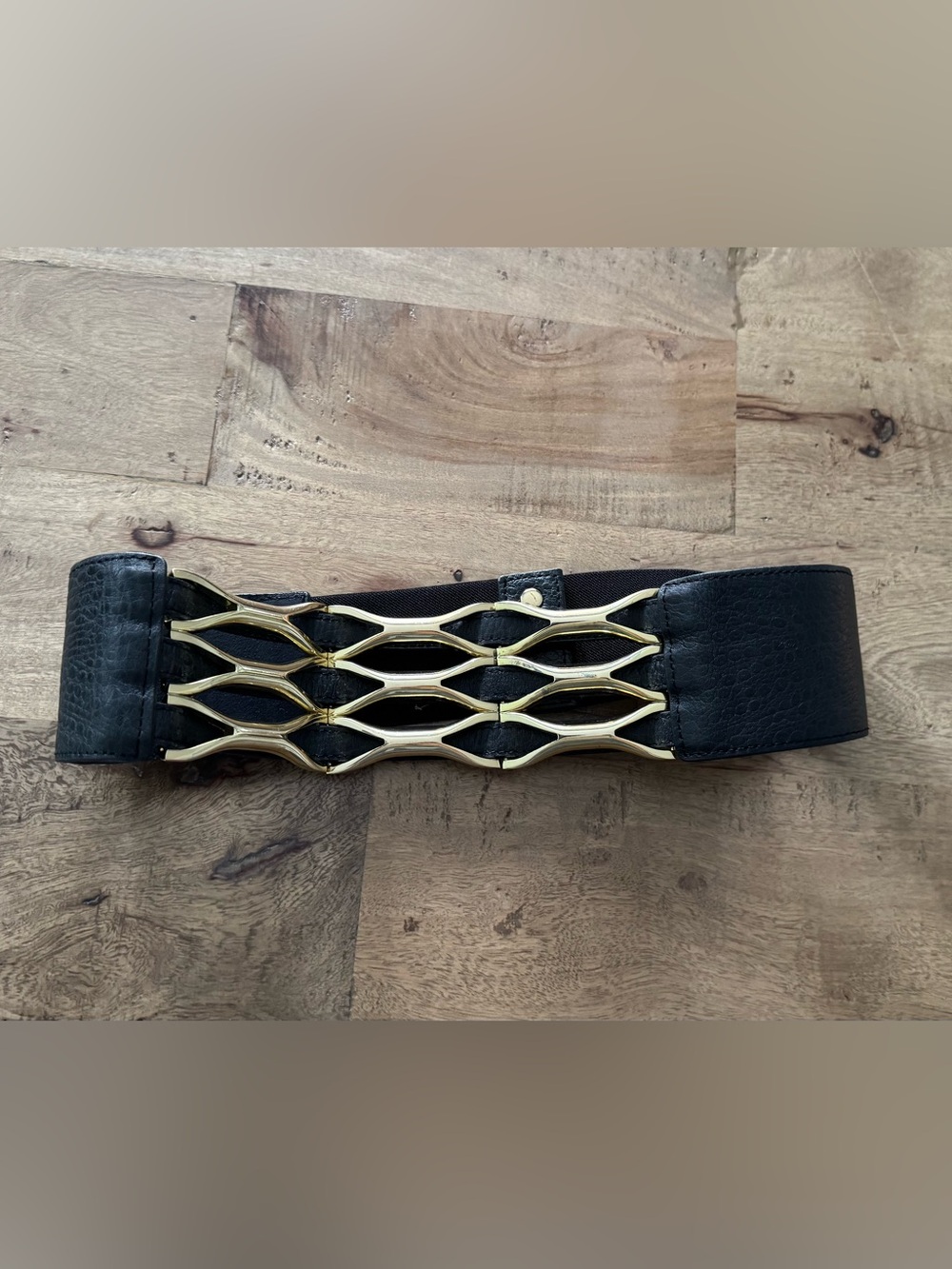 Y2K BCBG Black leather Elastic Waist Belt with Gold Chain Accent medium